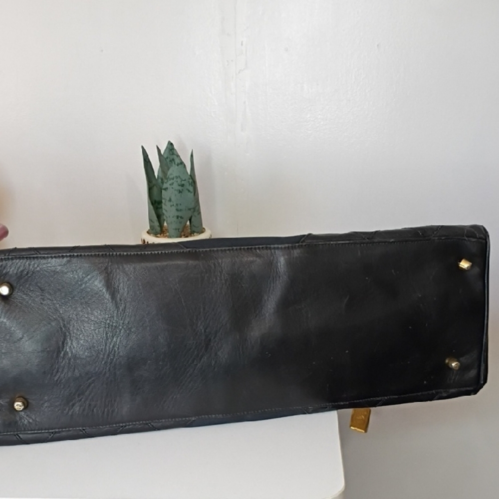 Vintage Chanel Black Supermodel Tote Bag • Gold Chain & Leather Straps • Large - Picture 6 of 16